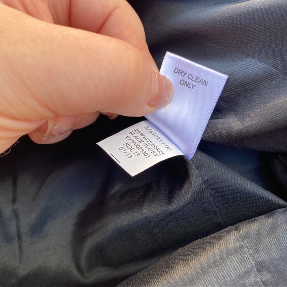 Banana republic woman’s petite gray skirt 4 P - Picture 4 of 6